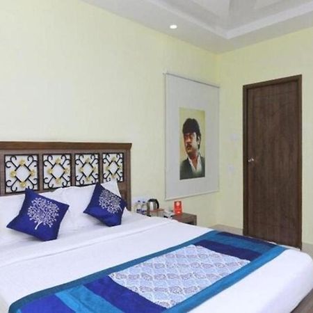 Cinemascope An Apart Hotel شيناي المظهر الخارجي الصورة