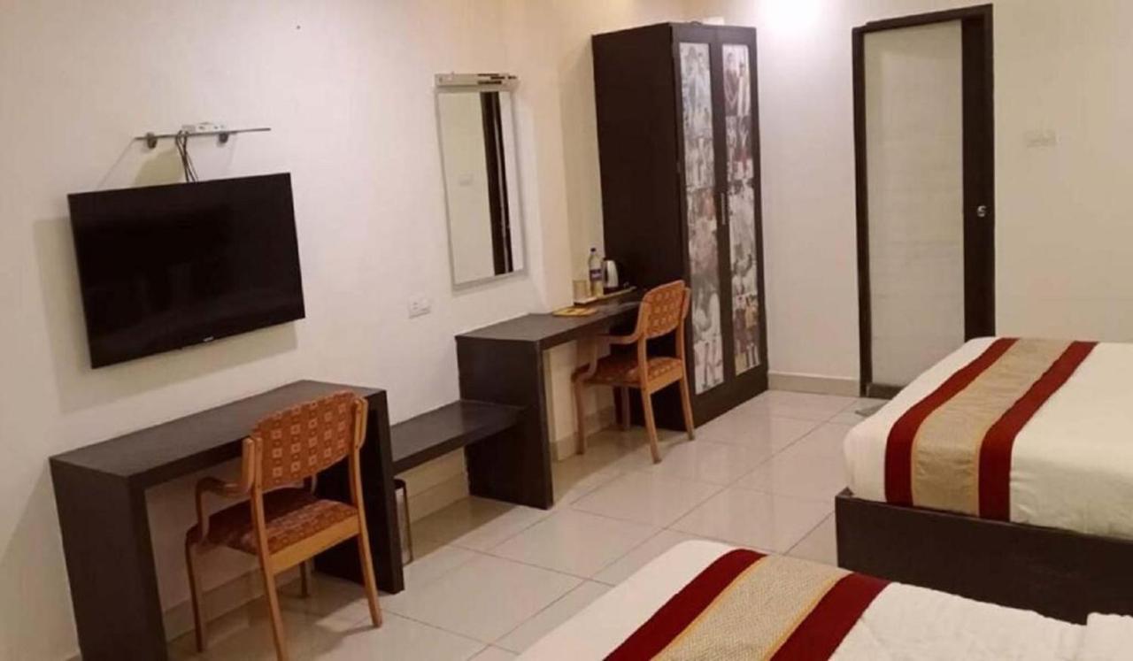 Cinemascope An Apart Hotel شيناي المظهر الخارجي الصورة