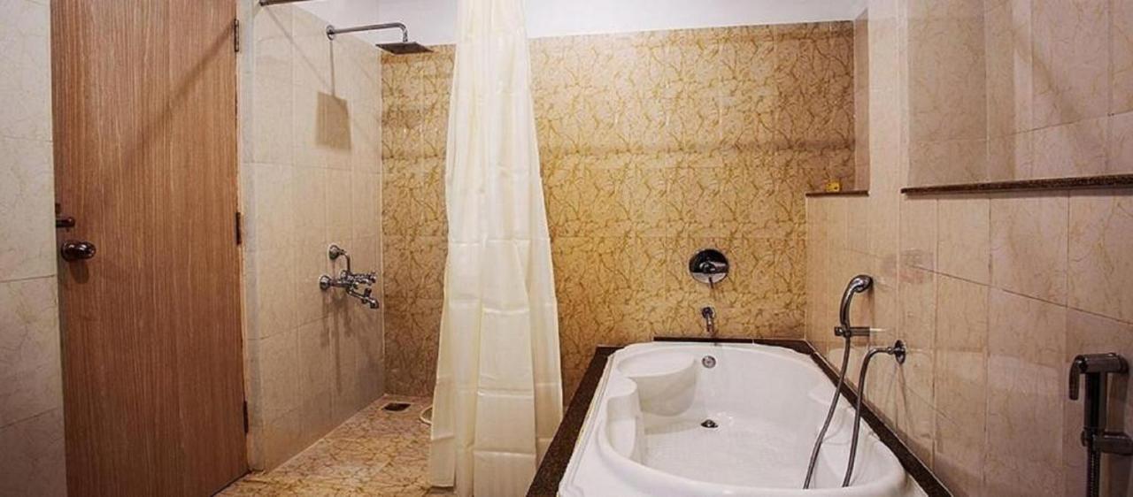 Cinemascope An Apart Hotel شيناي المظهر الخارجي الصورة